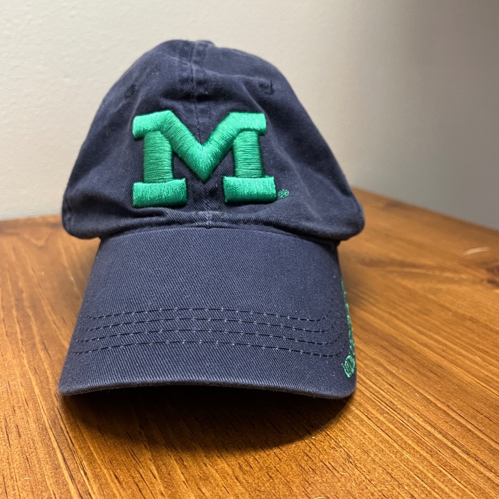 University of Michigan UofM Green M / Clover, OS - Picture 2 of 10